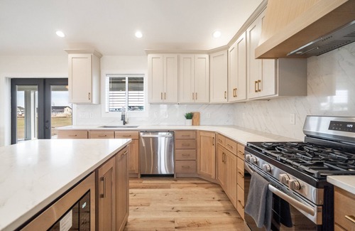 Bingham County House | NEW! Hidden Treasure Retreat w/Hot Tub & River Access