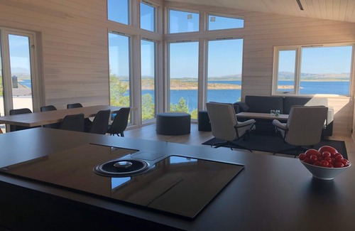 Indre Nærøy House | New holiday home, idyllically located by the sea