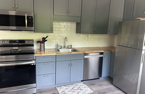 Brevard House | New home close to DuPont and Pisgah National Forest