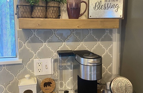 Pine Cove Cabin | NEW Host- Remodeled Cozy Cabin/Amazing Mountain View’s