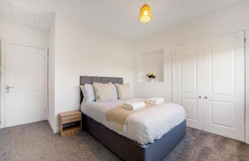 Ferryhill House | NEW! Insula Cottage 3BR FREE WIFI