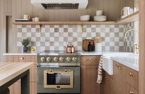 Union Pier House | NEW! Juniper Presents: The Sage - A 2 Bed/2 Bath Townie Cottage, Walk to Beach