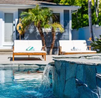 Lower Hermosa House | New La Jolla Surf Villa Pool and Spa