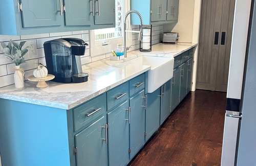 Seneca House | NEW! Lakefront Covered Dock Best View on the Lake Privacy!