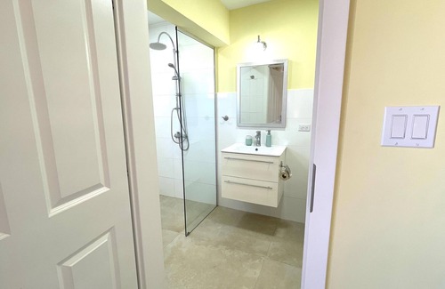 Koyari House | New listing: Eva's Garden Villa near Eagle Beach in Aruba