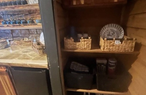 Hardy Cabin | NEW LISTING:Spring River:Creek Cabin, Private Footage on South Fork Spring River