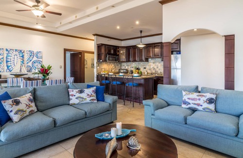 Punta Leona Apartment | New listing! Stunning views. Fifth floor apartment