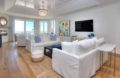 Beach Lagoon Condo | New Listing! Luxury Oceanfront Villa