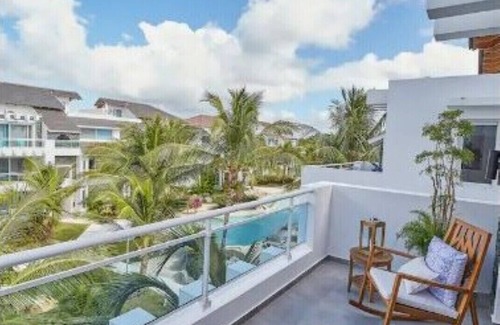 Dominicus Condo | New loft duplex with rooftop deck