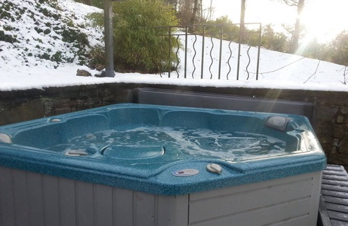 Durbuy Villa | New! Luxury 10p. villa with Jacuzzi, sauna, BBQ, privacy & panoramic view