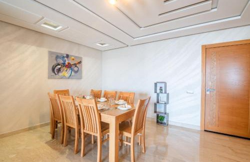 Secteur Touristique Apartment | New Luxury Apartment 130sqm with SeaView WiFi Unlimited with Optical Fiber