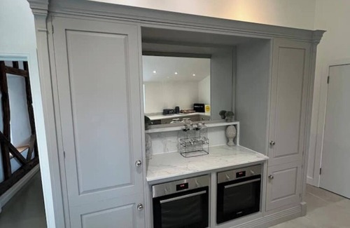 Beccles House | New Luxury barn with pool table nr southwold