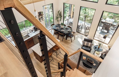 Mount Jackson Cabin | NEW Luxury Cabin w/Sauna, Hot Tub, FirePit, Bocce, GameRoom! Minutes to Bryce!