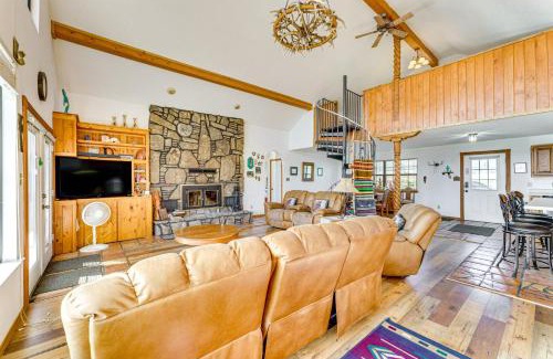 Eagle Nest House | New Mexico Cabin Hideaway with Eagle Nest Lake Views