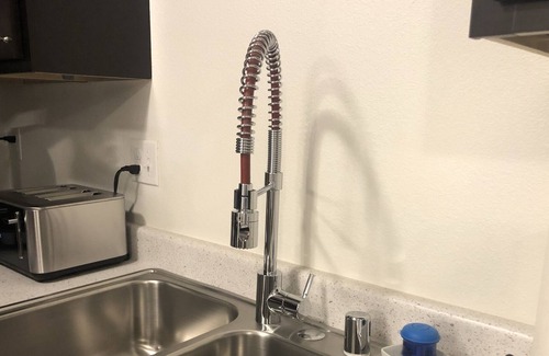 Spokane Valley Apartment | NEW, modern, King Bed, wifi, FREE Parking, Trails