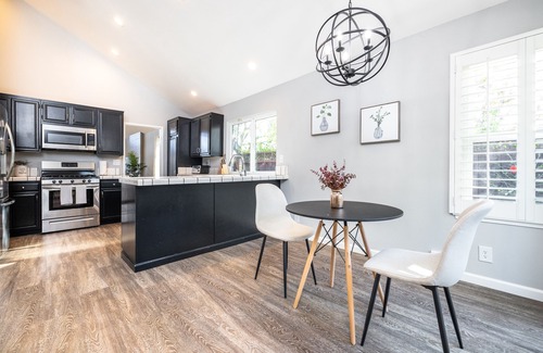 Foster City House | New! Modern & Sleek 4BR home w/high ceilings