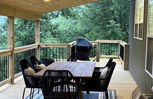 Lindseyville House | NEW Nolin Lake - Mammoth Cave area, Lake Front with Lake Access Lake Home