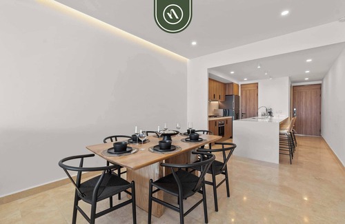 Lazaro Cardenas Apartment | New Oceanfront 2 BR Condo - Gym - Beach - Pool