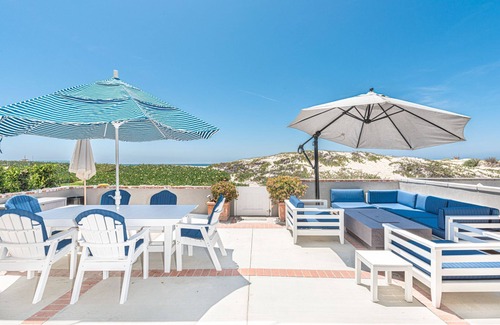 Santa Ana Heights Condo | New Oceanfront Listing! | Huge Patio w/Fire Pit | Private & Oh So Relaxing!