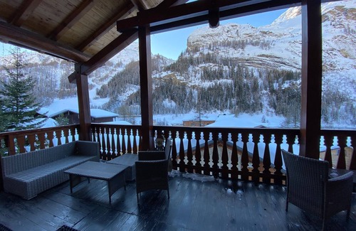 Les Brevieres Ski Chalet | NEW Off-Piste Chalet - Sauna and Jacuzzi