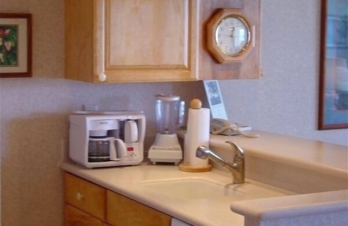 Kaanapali Apartment | New Opening Sept 8-Sept 23,2025 Spectacular 6 floor view.Prime location,unit662