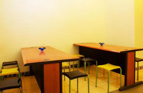 Jakarta Utara House | New Priok Indah Syariah Hotel