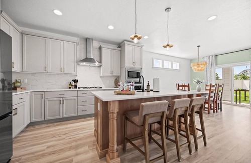 Meridian House | NEW! Relax, Play & Stay! Contemporary Fam Friendly Home with Firepit, Bikes (2) & Community Perks