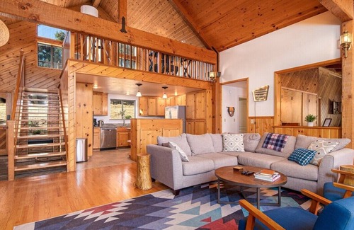 Midpines Cabin | NEW secluded lake cabin with private lake