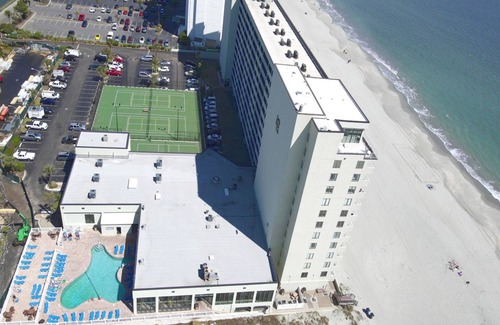 Myrtle Beach Condo | New Skyline Shores Penthouse Level - Gorgeous Oceanfront Condo Welcomes You!