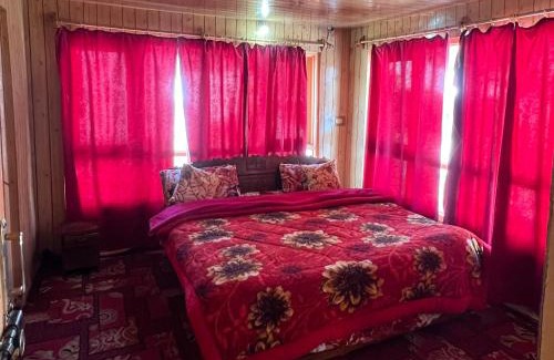 Laripora House | New snow view resort pahalgam