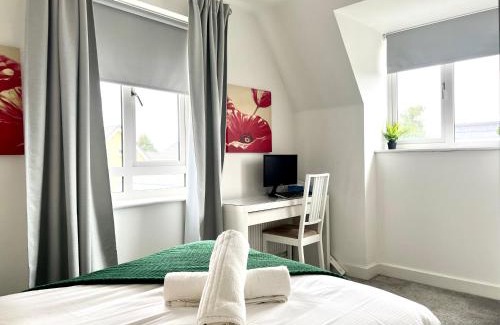 Longstanton Apartment | New Spacious Cambridge Townhouse 3bed-3bath