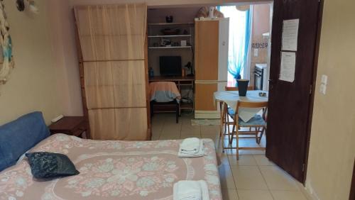 Ano Siros Apartment | new style in the neighborhood