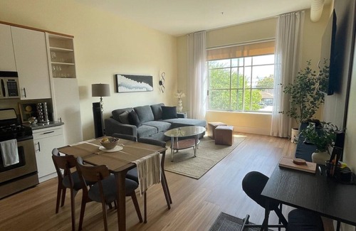 The Villas Condo | NEW! Stylish Condo on Santana Row