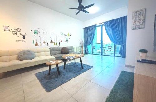 Malacca City Apartment | New! Tatami 3BR 10-12pax Superb City View I 5mins to Town