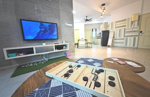 Malacca City Apartment | New! Tatami 3BR 10-12pax Superb City View I 5mins to Town