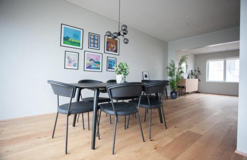 Hoyvik Apartment | New Three Bedroom Townhouses with Sea View