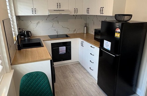 Downer Apartment | NEW TO VRBO: Cosy Downer Hideaway Close to City Life