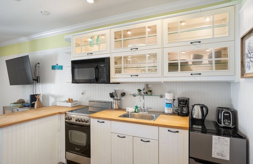 Saint Helena Island Apartment | New to VRBO! Welcome to Fripp Island and this Newly Renovated Sunsuite! Resort Access Included!