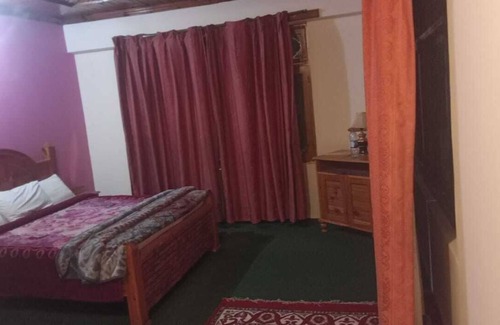 Shogran Hotel | New Tourist Inn