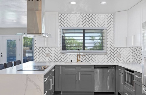 Paradise Villa | NEW! VEGAS GEM: Private Pool & Spa Villa + 2 Casitas + Game Room! ⭐️⭐️⭐️⭐️⭐️