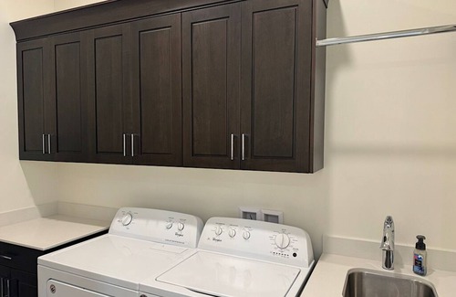 Bloomington Condo | NEW VILLA #3, BEAUTIFUL, POOLSIDE, GROUND FLOOR, CUSTOM, 3 BR 3 BR, PERFECT!