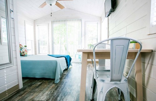 Steele Creek House | New Waterfront Cabin On The Large Sundeck 1 Bedroom Cabin by Redawning