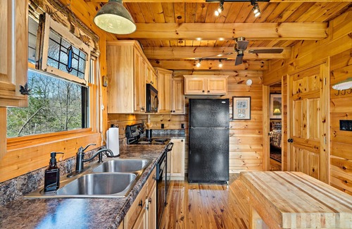 Bostic House | New! Welcome to Mountain Vista – Your Scenic Escape in Bostic, NC