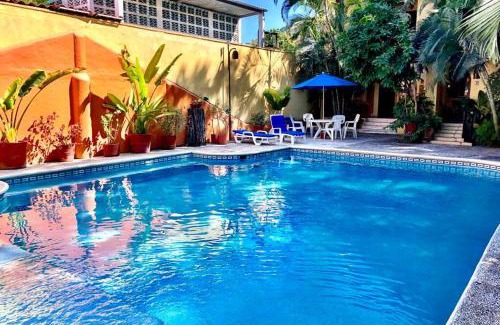 Playa la Madera Apartment | Newer & Roomy w/2 Pools. No Car Needed. Beaches, Restaurants & Shopping W/I walking distance. Taxis and buses abundant for reasonable price if needed