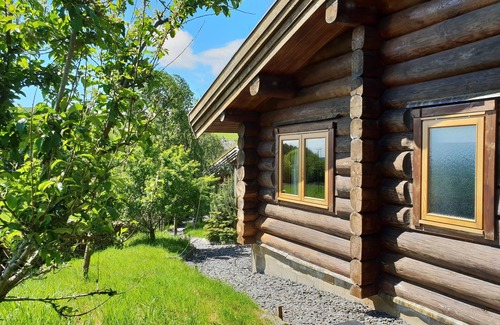 Ulverston Cabin | Newland Valley Log Cabins