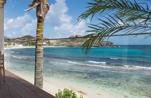 Anse de Lorient Villa | Newly Built 4 BDRM Surfer's Villa