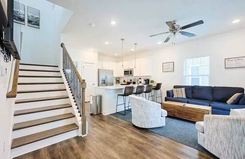 Myrtle Beach House | Newly built 4BR, Steps to Beach, Grill/Balcony, Smart TVs & near SkyWheel!