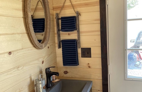 Ingomar Cabin | Newly Built Cabin in Hysham, MT - Close Access to spectacular hunting & fishing