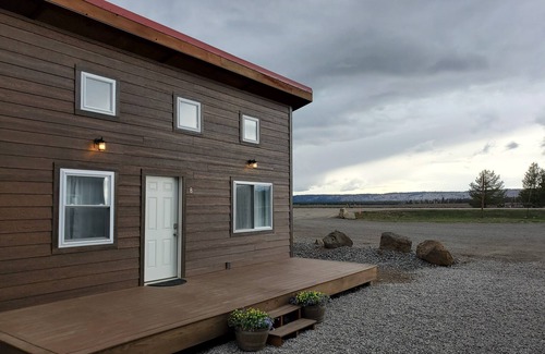 Last Chance Cabin | Newly built cabins across from World-Class Fly Fishing on Henry's Fork River