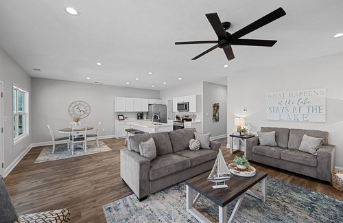 Pickwick Dam Ski Chalet | Newly built Chalet on State Park Golf Course 5 min from Pickwick Lake!